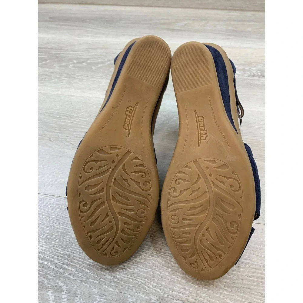 Earth Curvet Women's Sandals Blue Suede Pleated Wedge 6.5 Casual Shoes